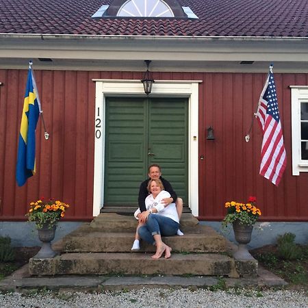Ameriden Bed And Breakfast Godeby Bagian luar foto