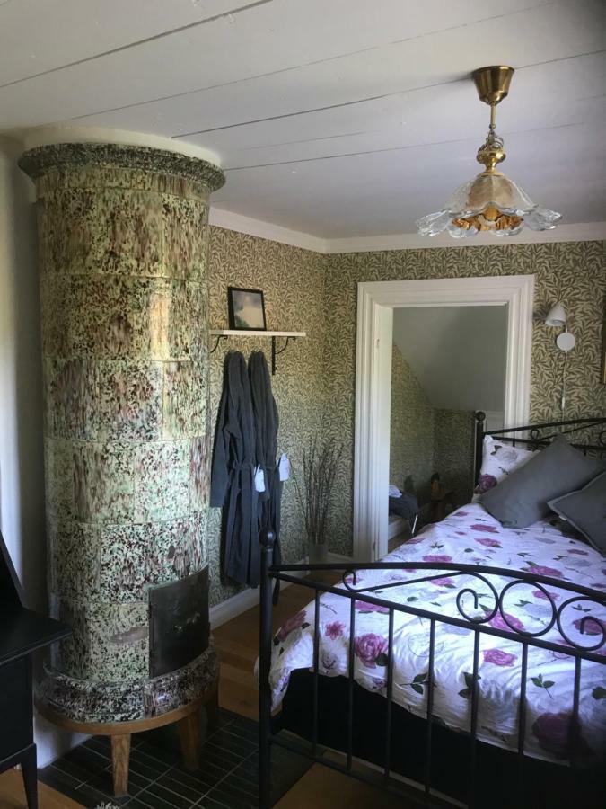 Ameriden Bed And Breakfast Godeby Bagian luar foto